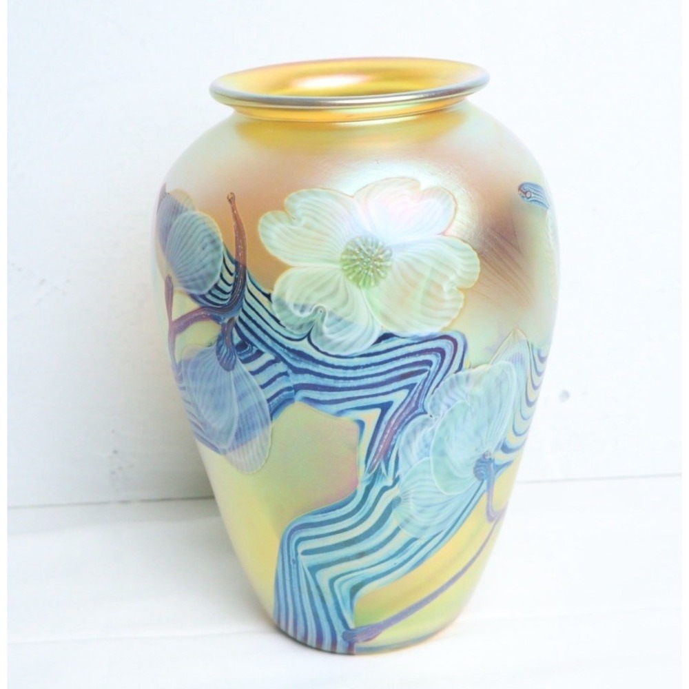 VTG 80's Orient & Flume Art Glass Vase Gold Iriscene Dogwood In Bloom Signed
